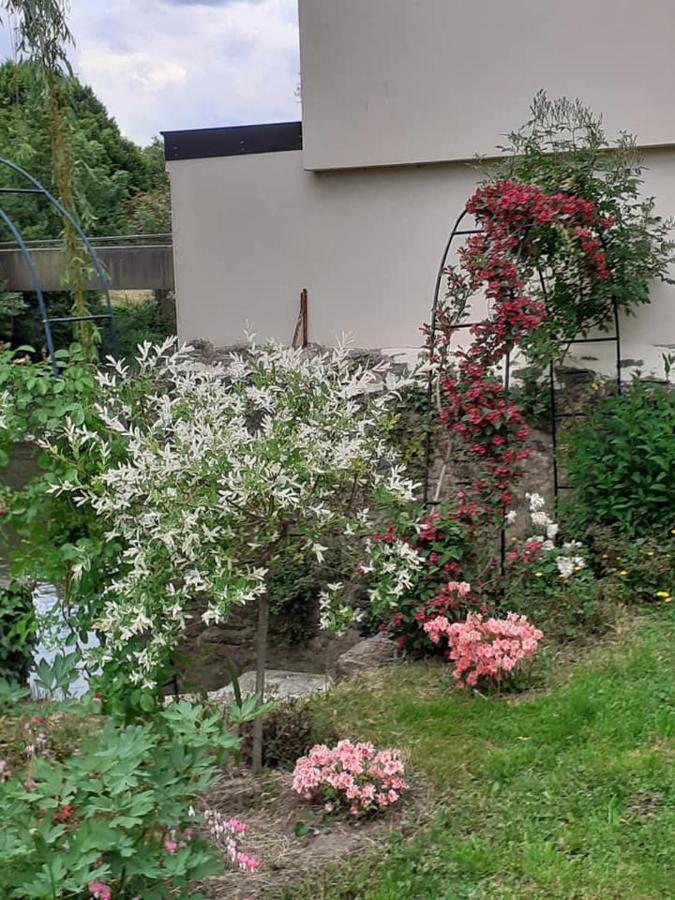 Le Refuge Des Alpes Mancelles Fresnay-sur-Sarthe Exterior photo