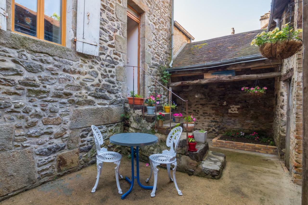 Le Refuge Des Alpes Mancelles Fresnay-sur-Sarthe Exterior photo